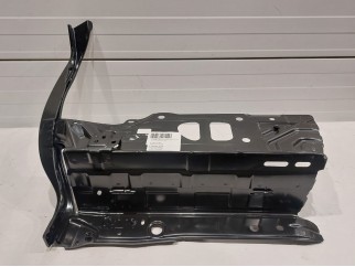 Side Panel (Right)